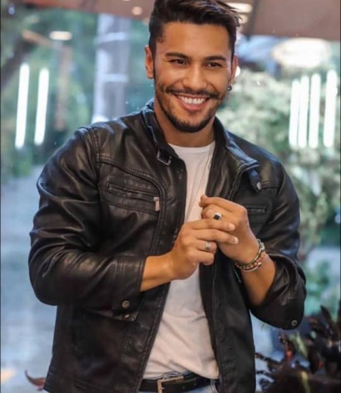 Marcos Gaspar: A Essência Mineira na Vanguarda da Beleza Paulistana