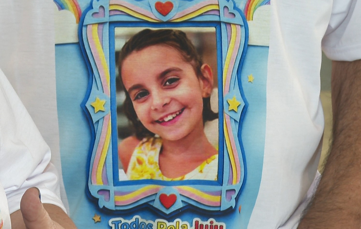 Menina Juju encontra doadores compatíveis para transplante de medula que vai tratar leucemia