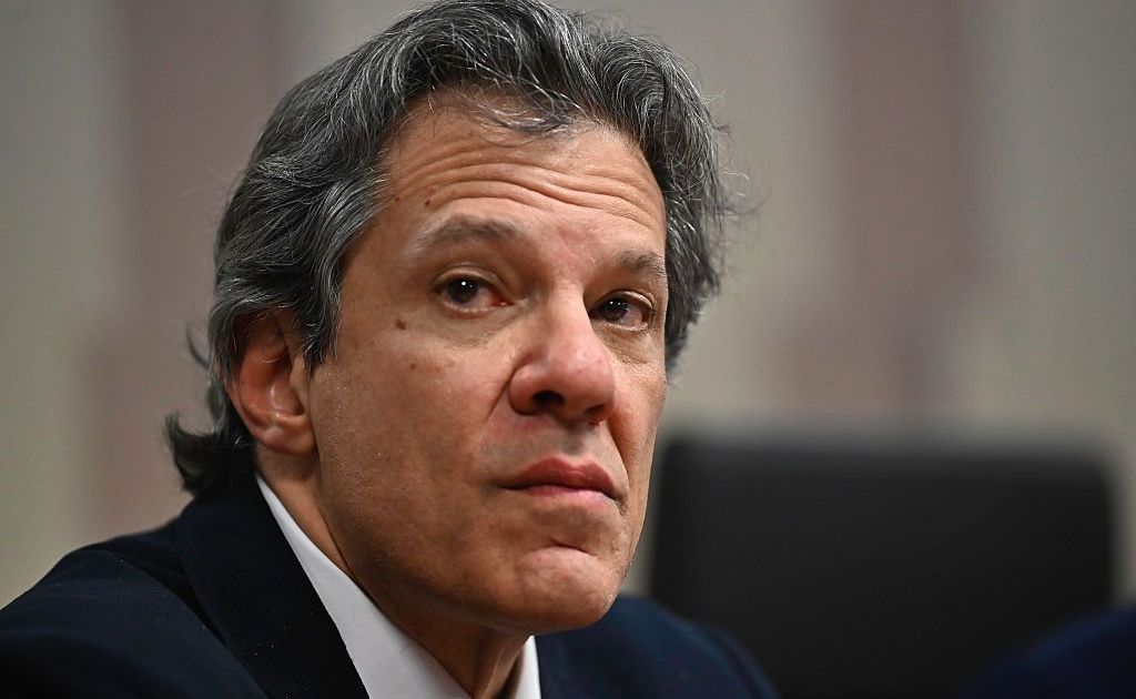 Proposta de Haddad para ICMS dos combustíveis inclui devedor contumaz