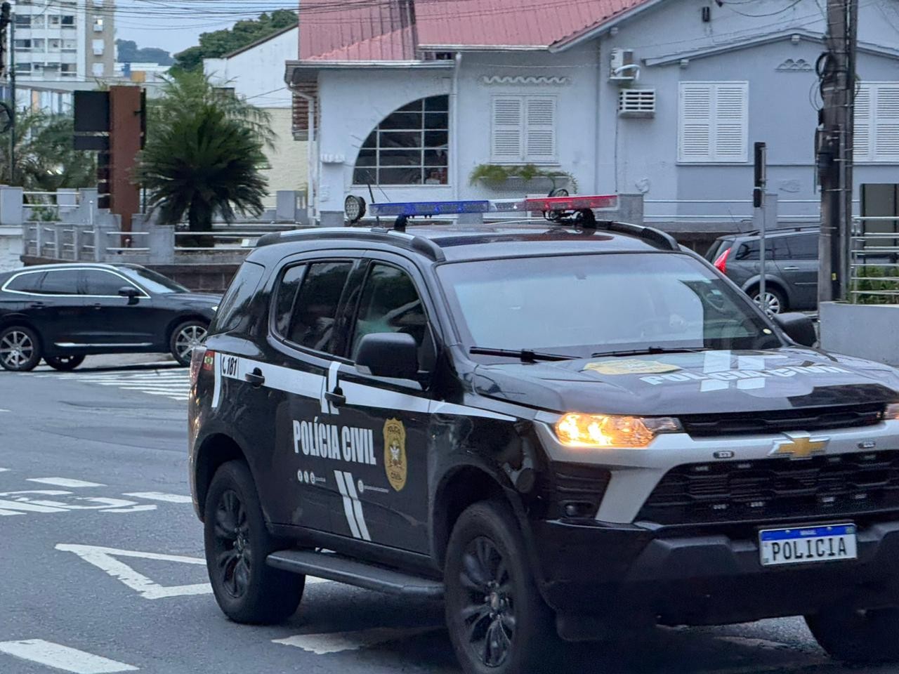 'Operação Infiel' mira em 72 investigados por tráfico, comércio de armas e jogo do bicho em SC