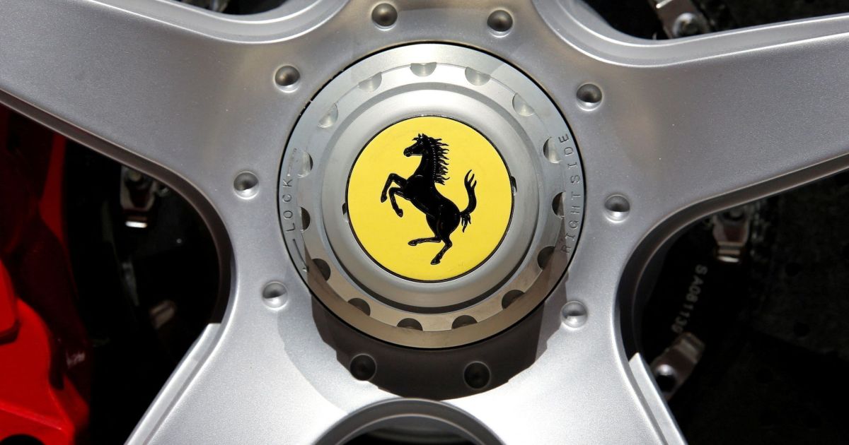 Ferrari suspende vendas no Oriente Médio em meio à guerra