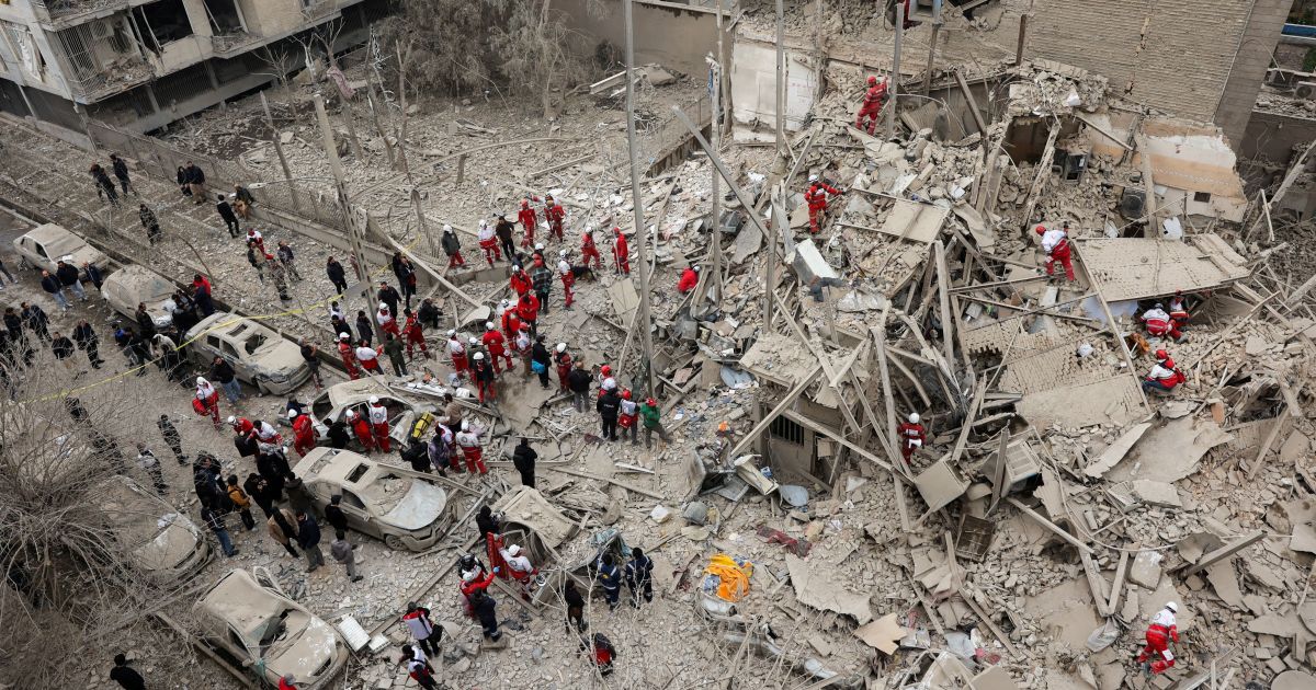 Pedidos por um cessar-fogo aumentam enquanto o impacto da guerra se espalha