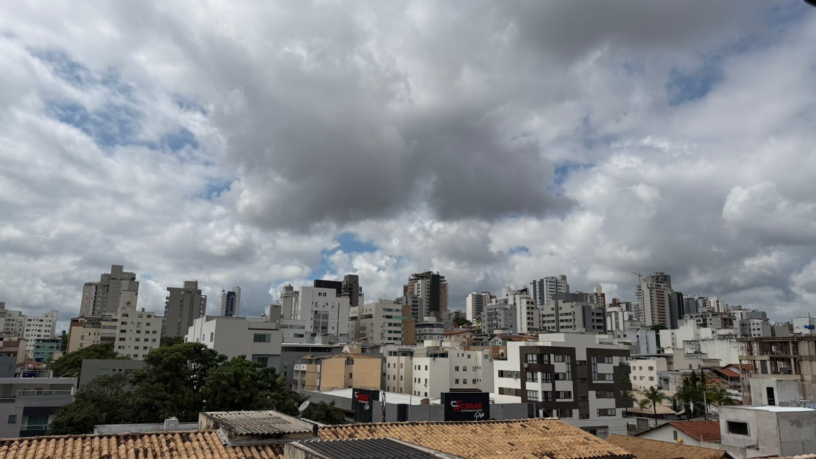 Outono será marcado por temperaturas acima da média em Divinópolis e região; veja previsão