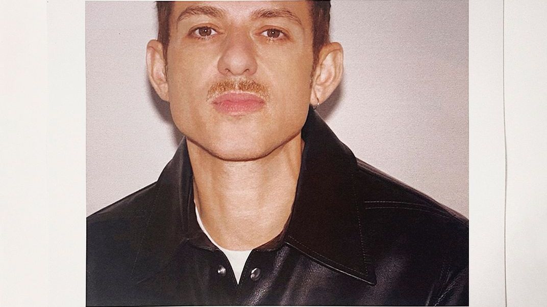 Courrèges anuncia saída de Nicolas Di Felice após cinco anos na direção criativa