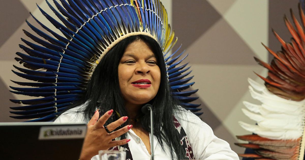 Sonia Guajajara sai da UTI e deve ter alta hospitalar amanhã, diz hospital