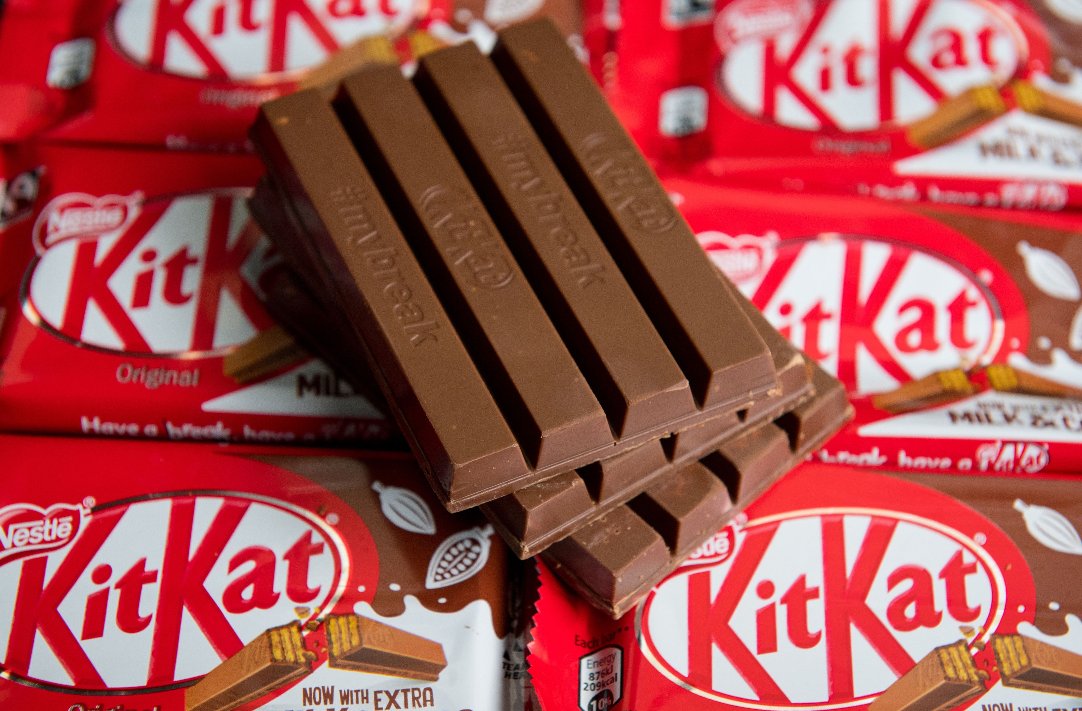 Roubo de 12 toneladas de KitKat na Europa segue sem pistas e carga continua desaparecida às vésperas da Páscoa