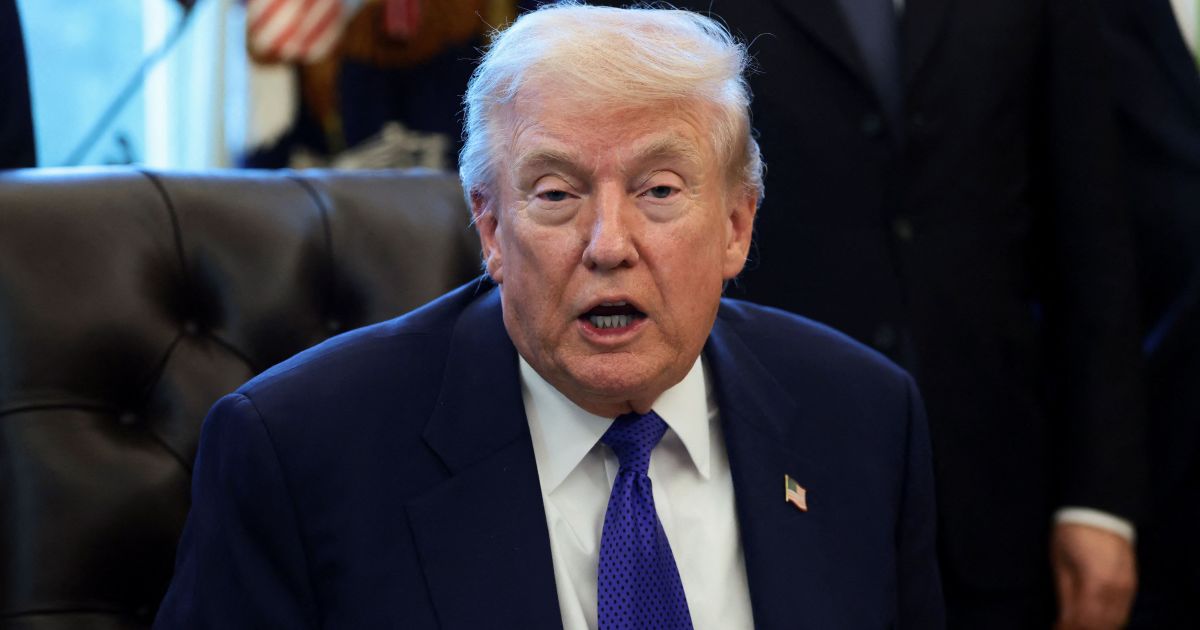 Trump está disposto a encerrar a guerra mesmo sem reabrir Ormuz, diz jornal