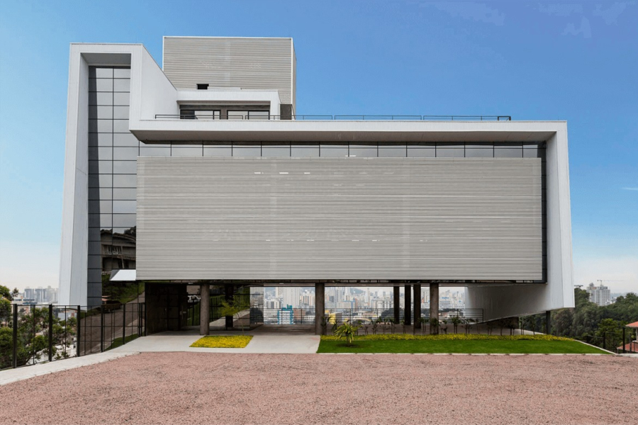 Aliare adquire participação majoritária da Agrosys para entrar no mercado de sistemas para agroindústrias de proteína animal