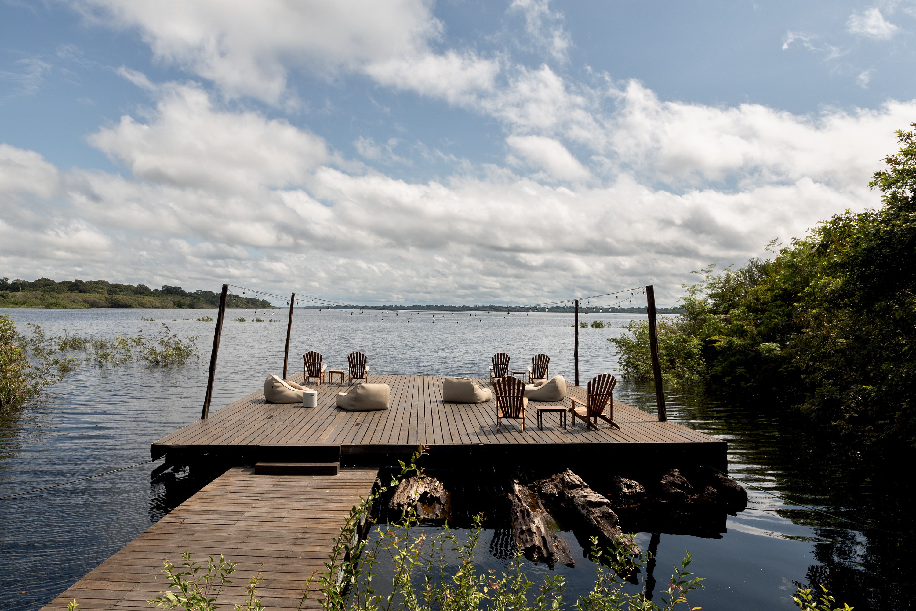 Na Amazônia, hotel de luxo vira laboratório entre design, natureza e comunidade
