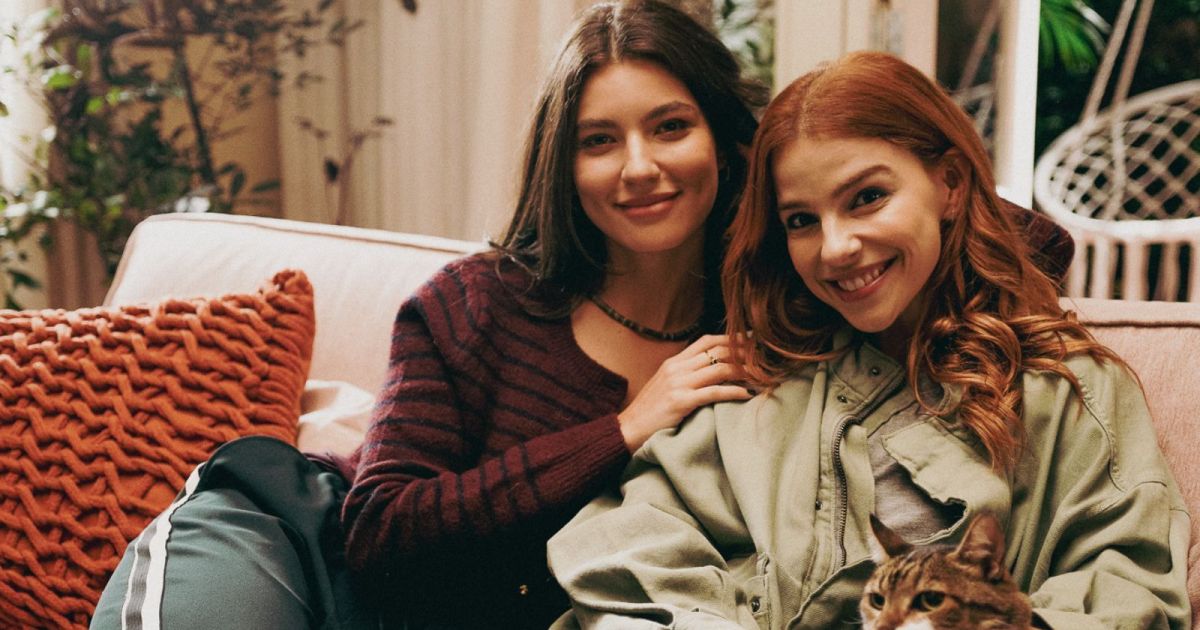 Como assistir à novela do casal “Loquinha”?