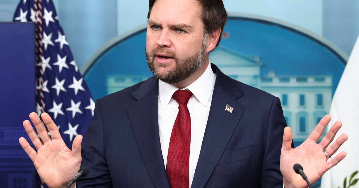 Trump nomeia JD Vance “czar da fraude” para combater corrupção