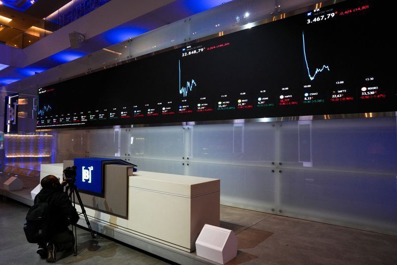 Apesar da guerra, B3 deve ter melhor 1º tri em capital externo desde 2022