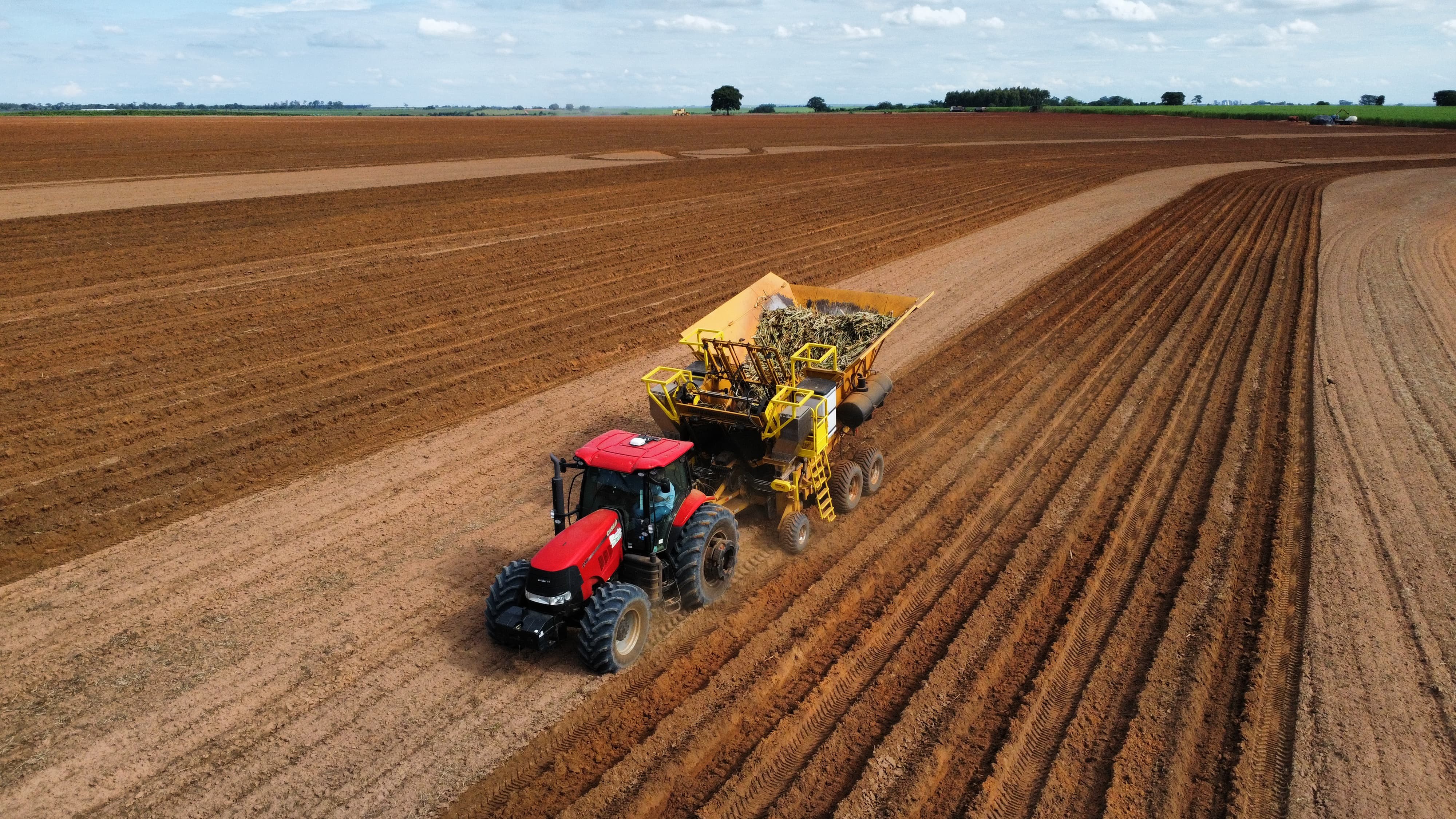 Juros, câmbio: que fatores desafiam setor de máquinas agrícolas em 2026