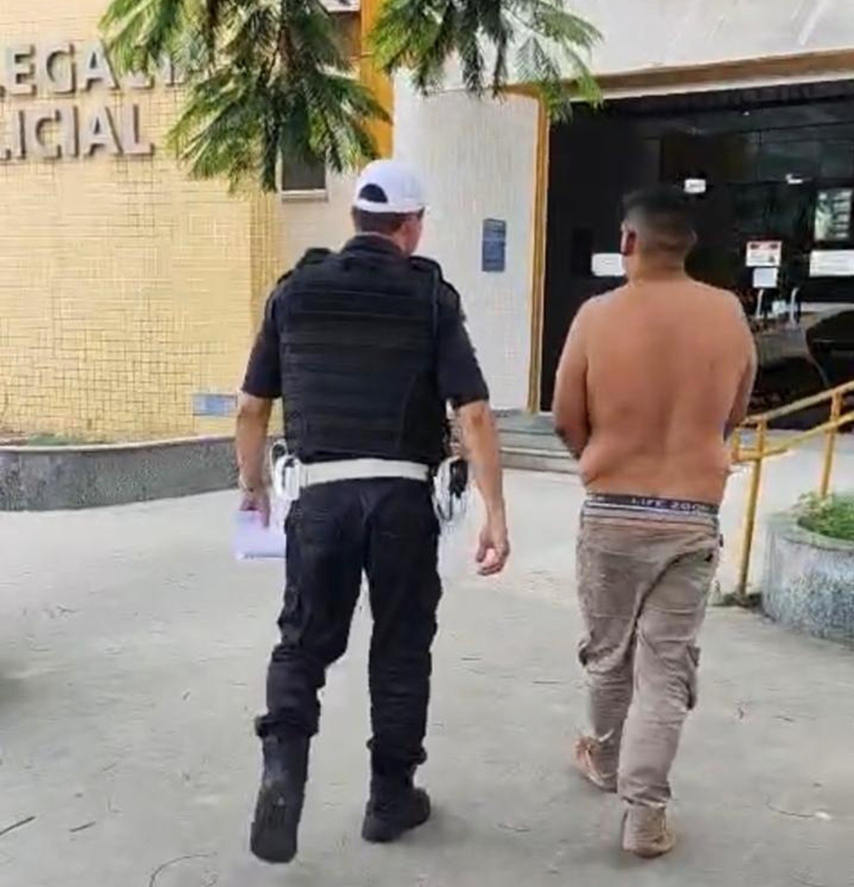 Motorista é preso por embriaguez após acidente na RJ-140, em São Pedro da Aldeia