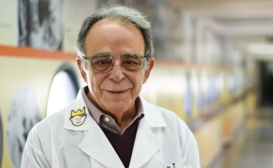 Eurípides Ferreira deu bateria de presente para paciente de 3 anos durante tratamento: 'Não era só um médico, se tornou um amigo'