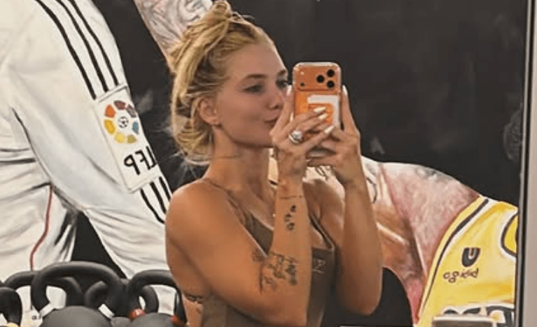 Virginia malha com macacão nude em mansão de Vini Jr.; veja