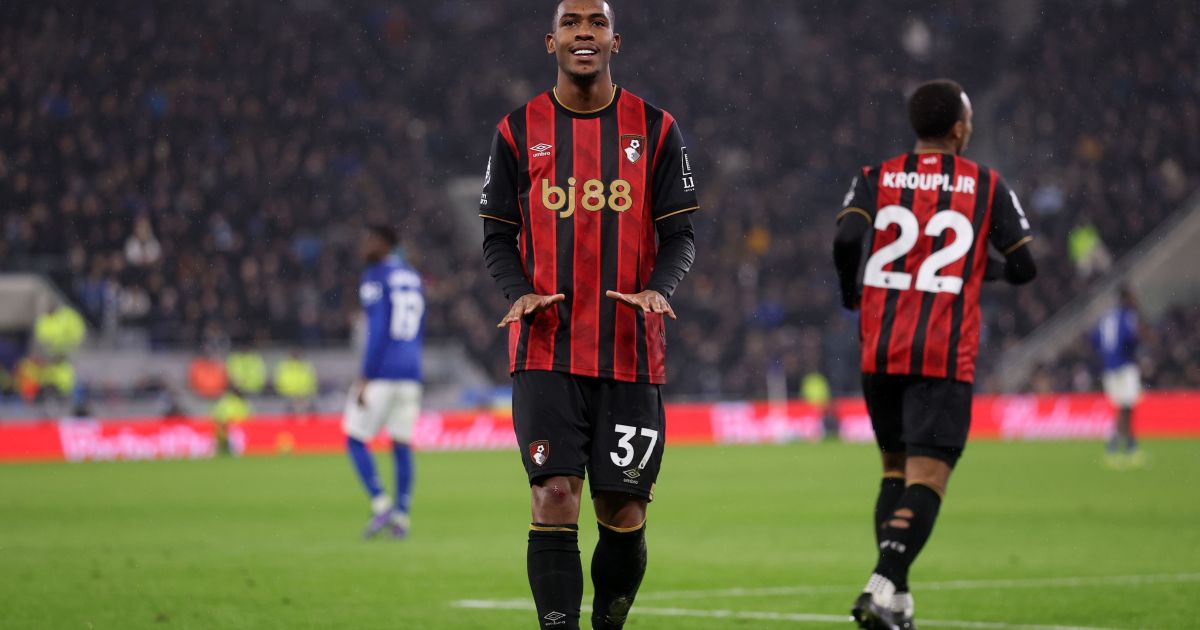 Premier League: clubes podem perder R$ 500 mi com veto a patrocínio de bets