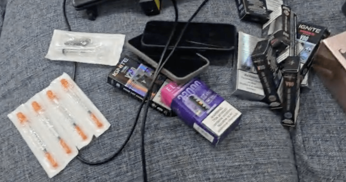 Operação mira venda ilegal de medicamentos emagrecedores no RJ