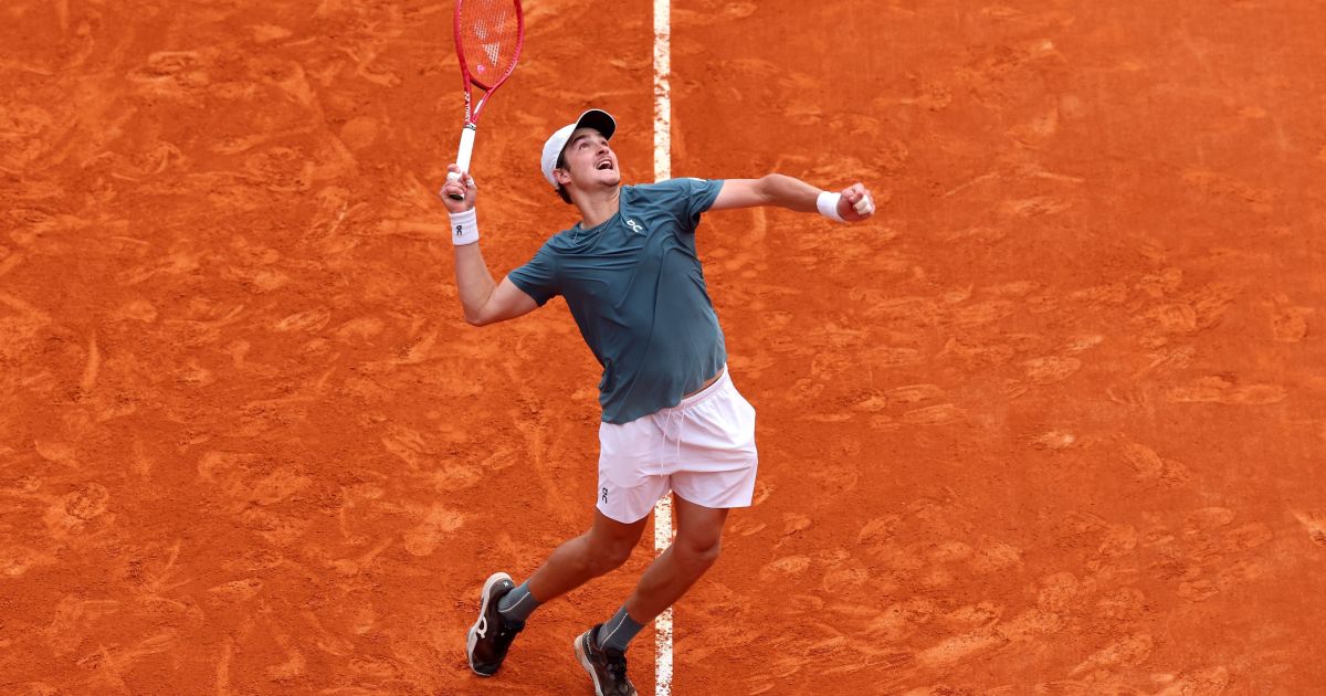 João Fonseca x Rinderknech: horário e onde assistir ao jogo de Monte Carlo