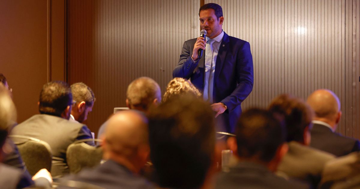 CBF reúne clubes e avança na criação da Liga do Futebol no Brasil; entenda