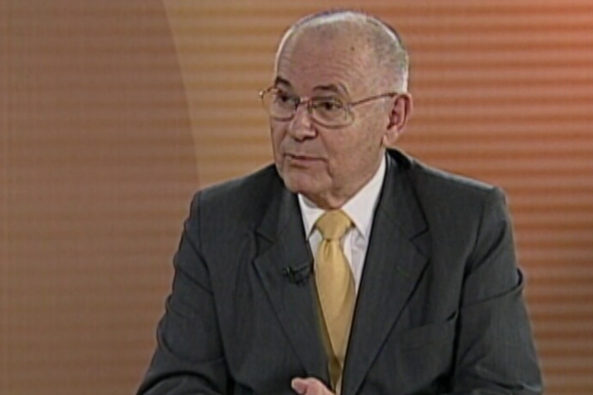 Empresário Bernt Entschev morre aos 82 anos em Curitiba