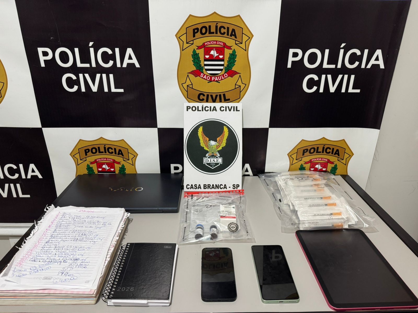 Enfermeira é presa e médico é investigado por esquema ilegal de canetas emagrecedoras em SP