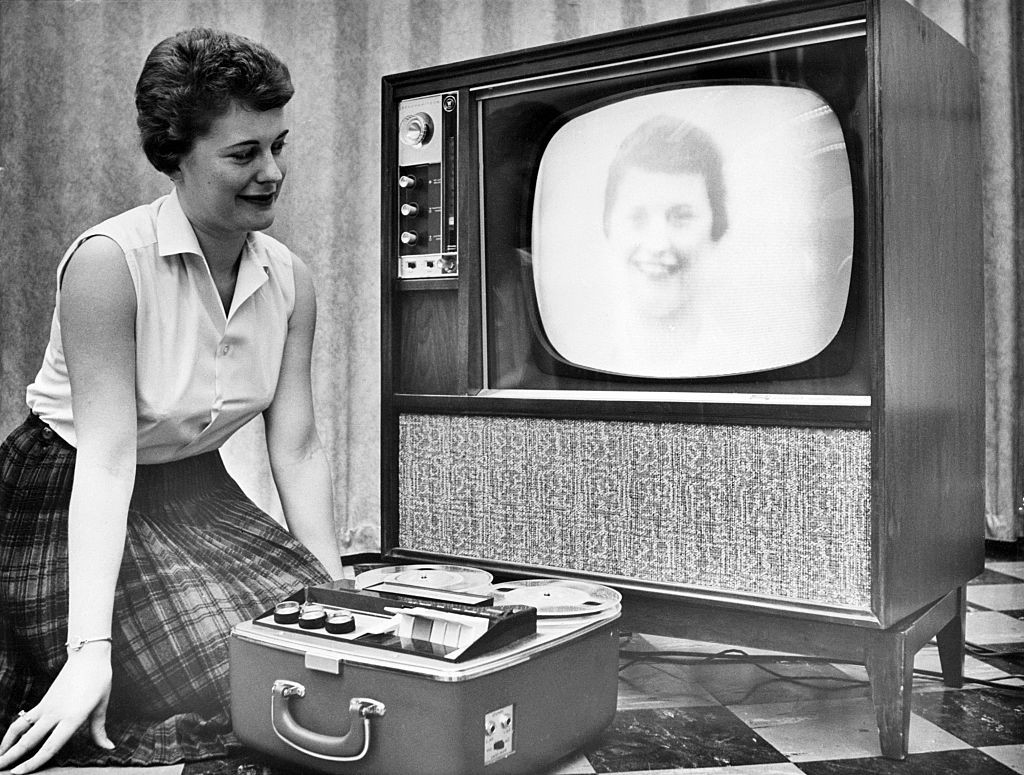 História do fracasso da primeira TV ajuda a explicar obstáculos enfrentados por IA