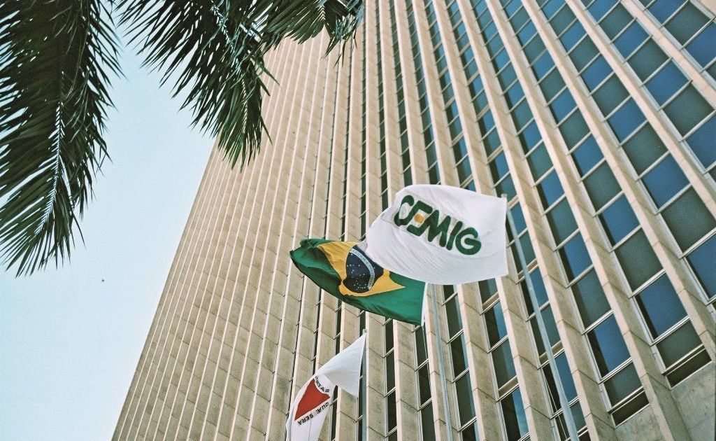 Presidente da CCEE é favorito para sucessão no comando da Cemig