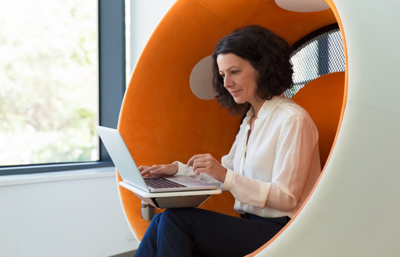 Internet dedicada x internet compartilhada: qual a melhor opção para a sua empresa