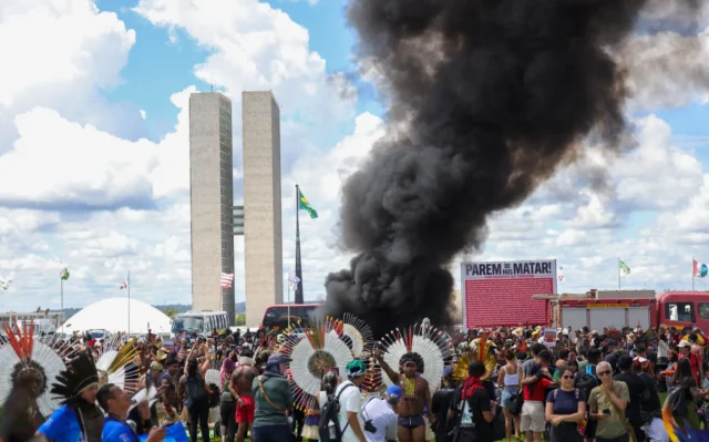 Quais as demandas do Acampamento Terra Livre em 2026