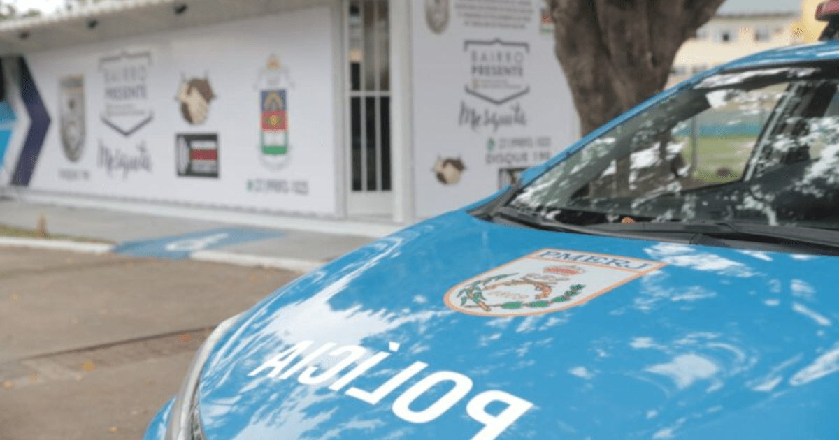 Van com nove pacientes é assaltada a caminho de hospital no RJ