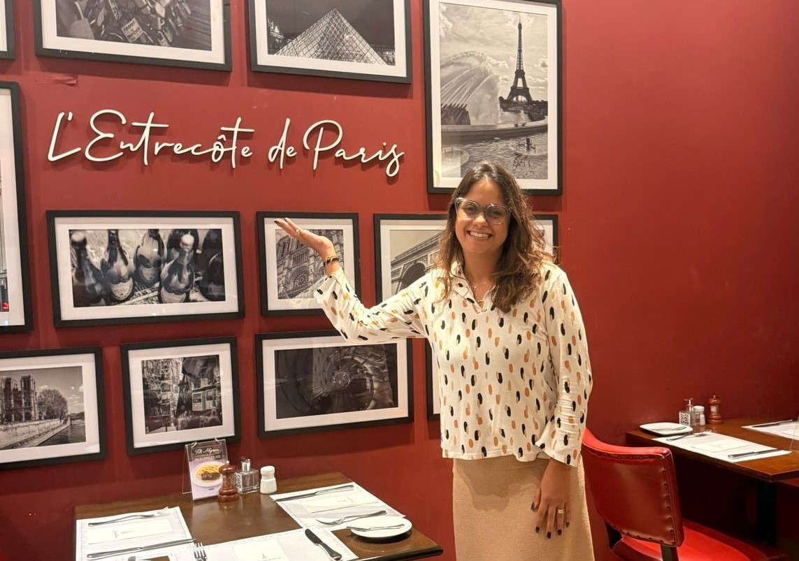 Ela foi de garçonete a dona de três restaurantes especializados em culinária parisiense