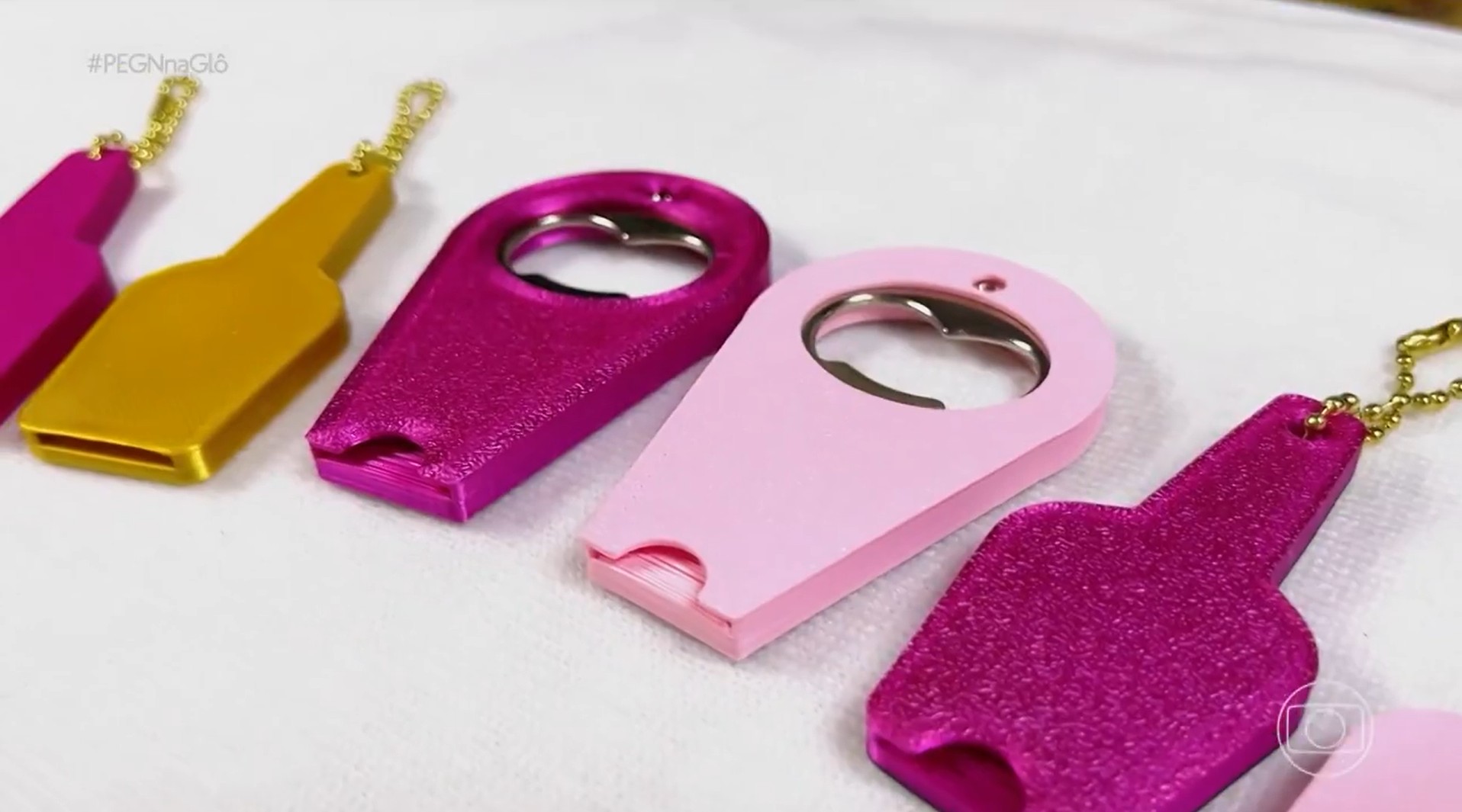 Manicure viraliza e impulsiona seu negócio com criação inovadora de abridor de latas