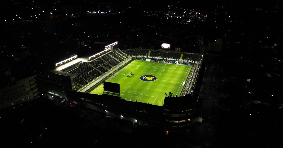 Atlético-MG encara Santos de Neymar na Vila de olho no G4 do Brasileiro