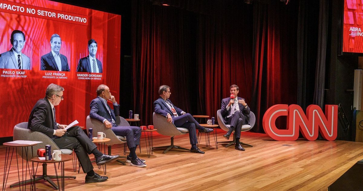 Abrasce: escala 6×1 precisa ser debatida com divergências e convergências