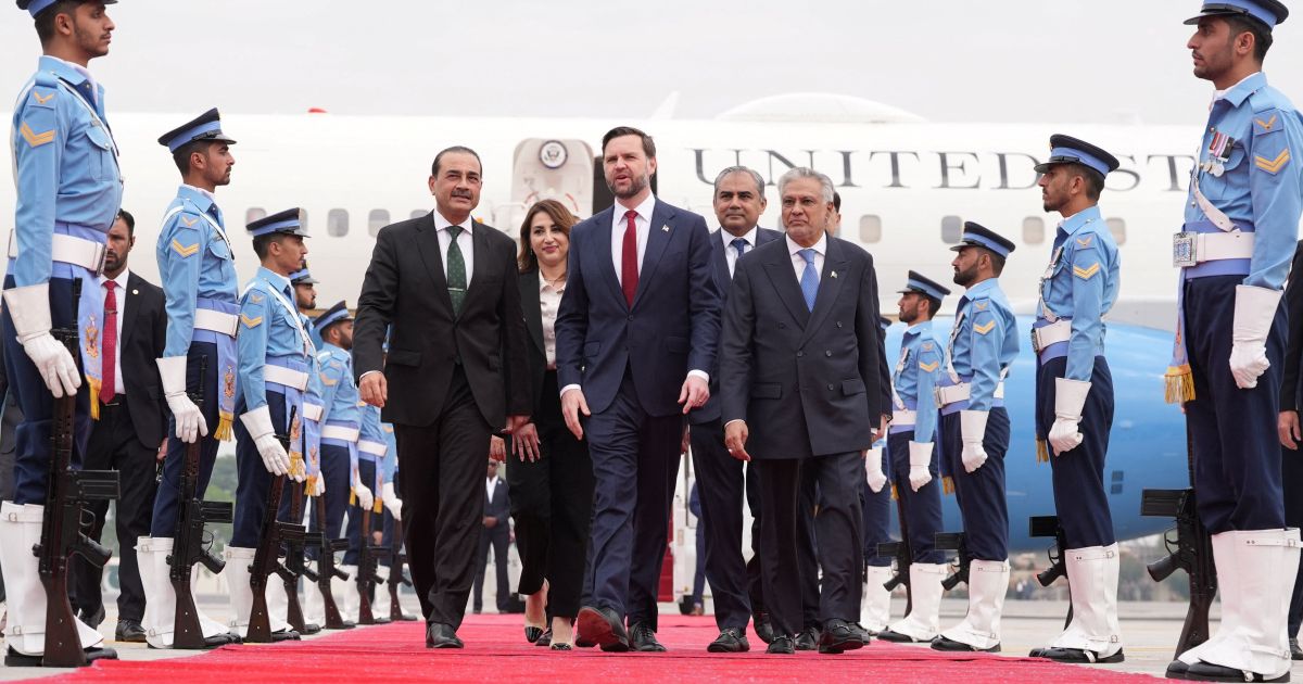 Negociações entre EUA e Irã no Paquistão já duram mais de 15 horas