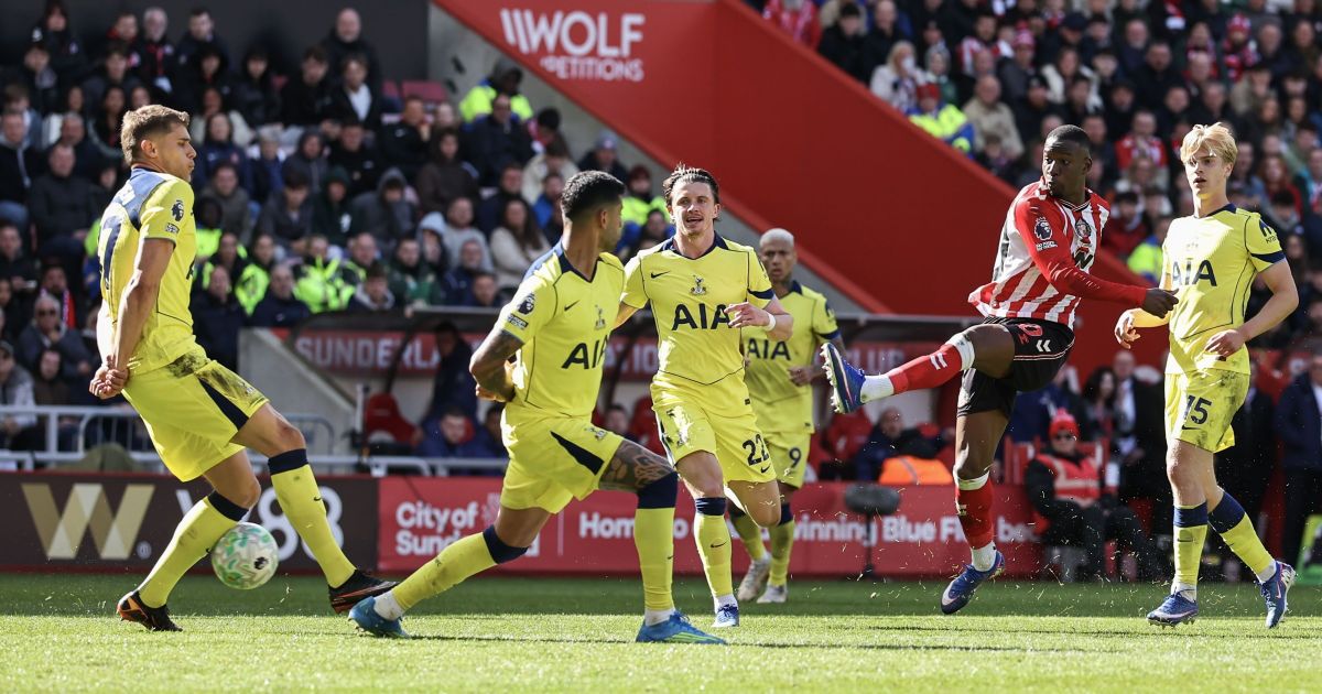 Tottenham perde para o Sunderland e termina rodada no Z3 da Premier League