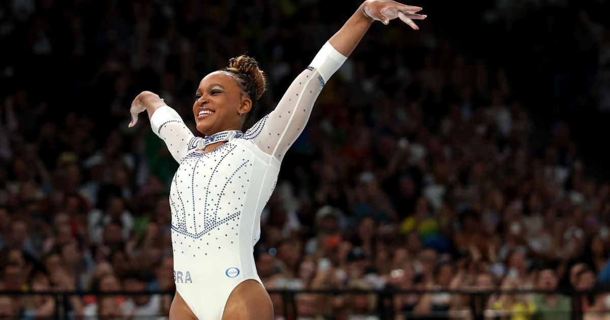 Após ano sabático, Rebeca Andrade anuncia retorno às competições