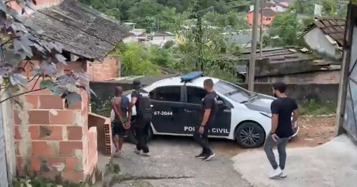 Polícia Civil prende homem por matar cão e ocultar corpo em Magé (RJ)
