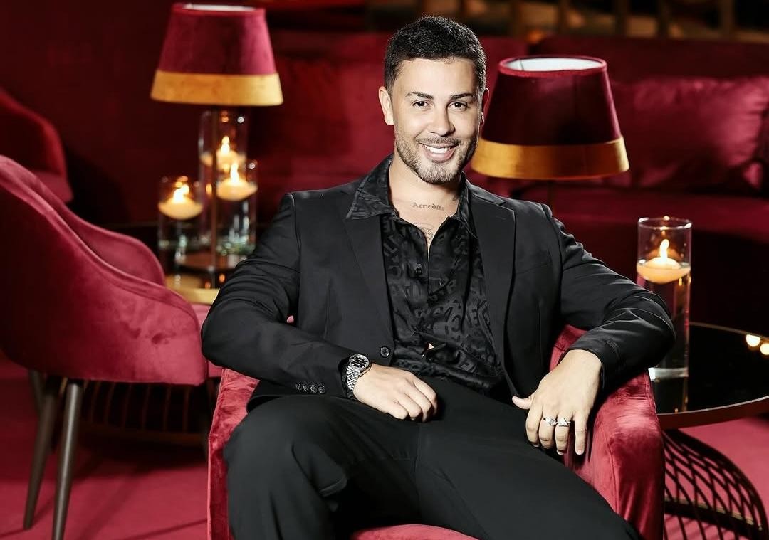 Saiba de onde vem a fortuna de Carlinhos Maia, multado em R$ 1 milhão por dar churrasco a animais silvestres em Noronha