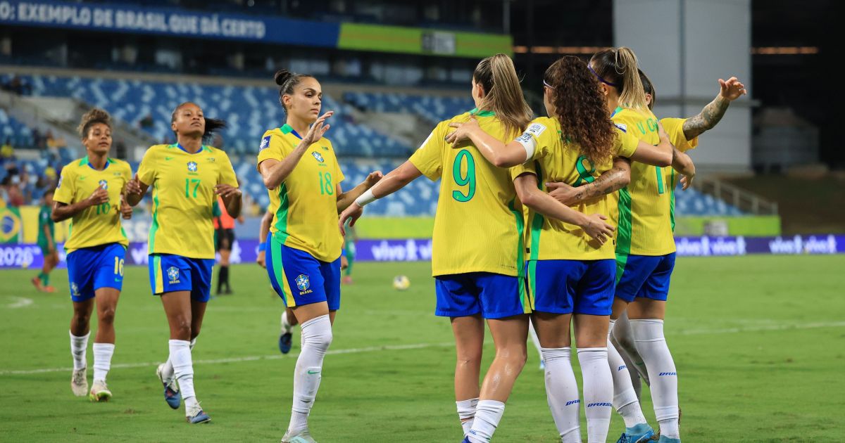 Futebol feminino: Brasil goleia Zâmbia, mantém 100% e lidera Fifa Series