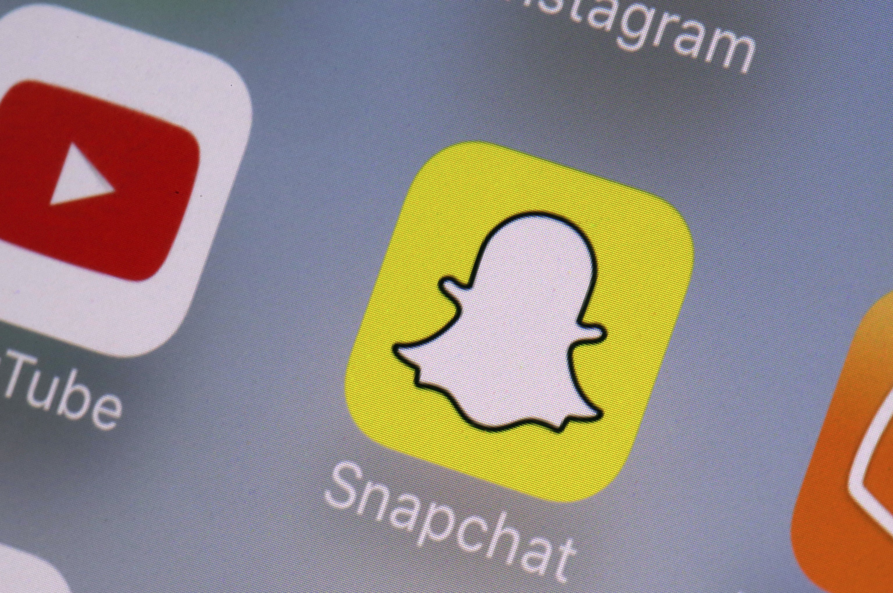 Dona do Snapchat vai demitir 1.000 funcionários e cita eficiência com IA