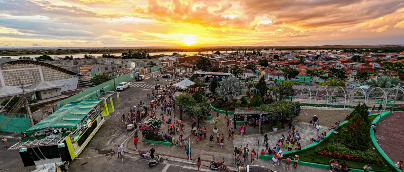 VÍDEO: Mulher trans é presa por armazenar 600 arquivos de abuso sexual infantil no interior de AL