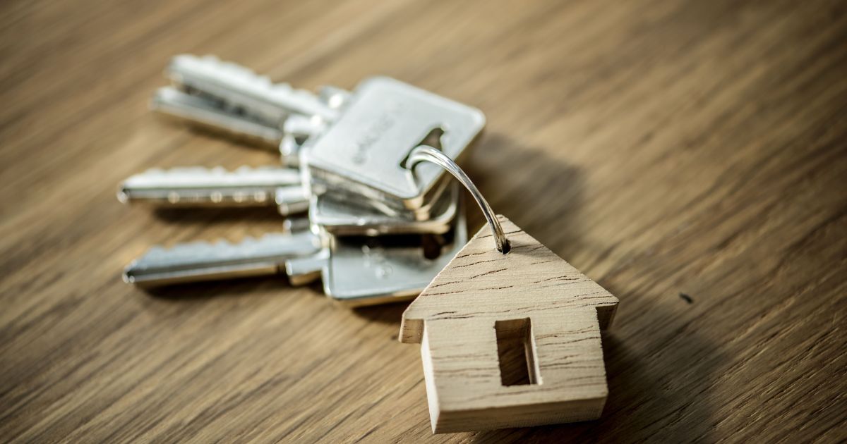 Moradia no Brasil: Imóveis quitados cedem e aluguel avança 5,4% em 10 anos