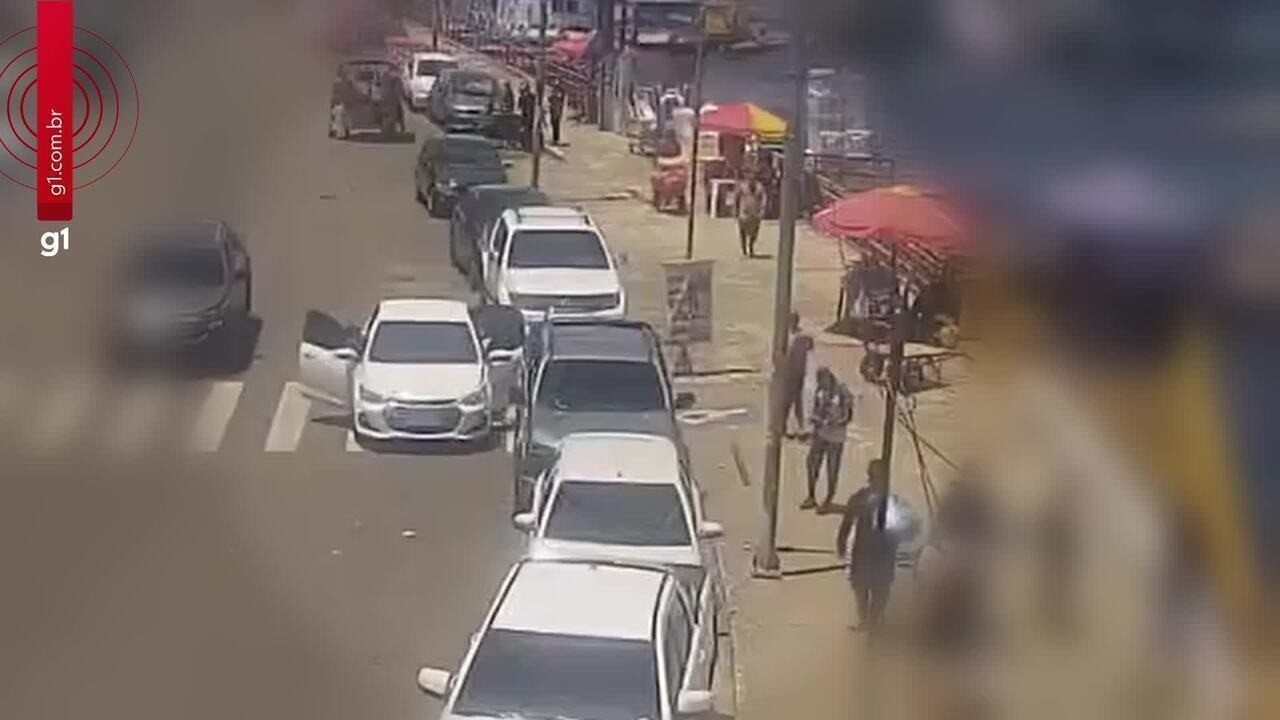 Vídeo mostra delegado abordando empresários em suposta extorsão de R$ 30 mil em Manaus