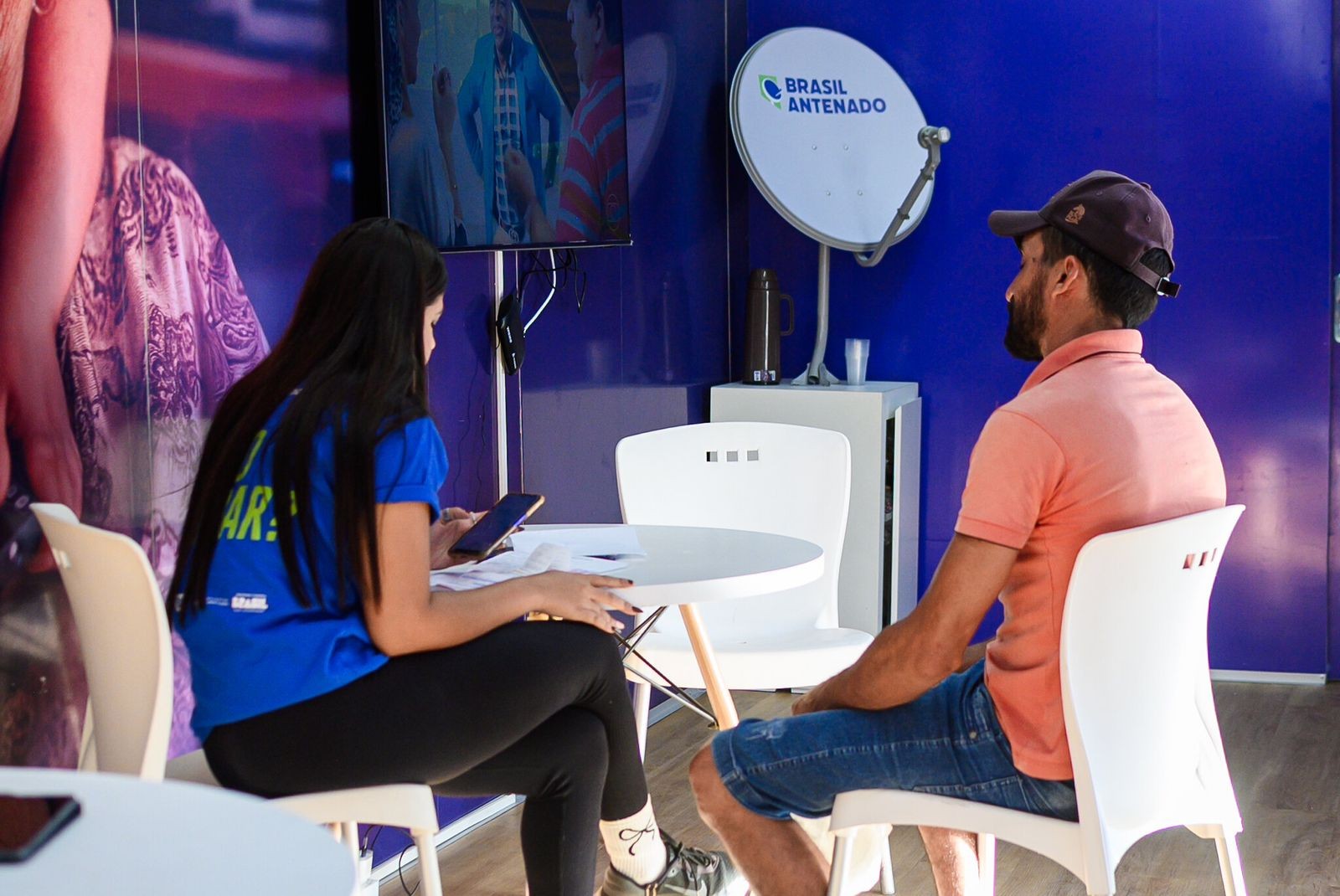 Famílias dos Vales do Jequitinhonha, Rio Doce e Mucuri podem receber nova parabólica digital gratuitamente, veja como