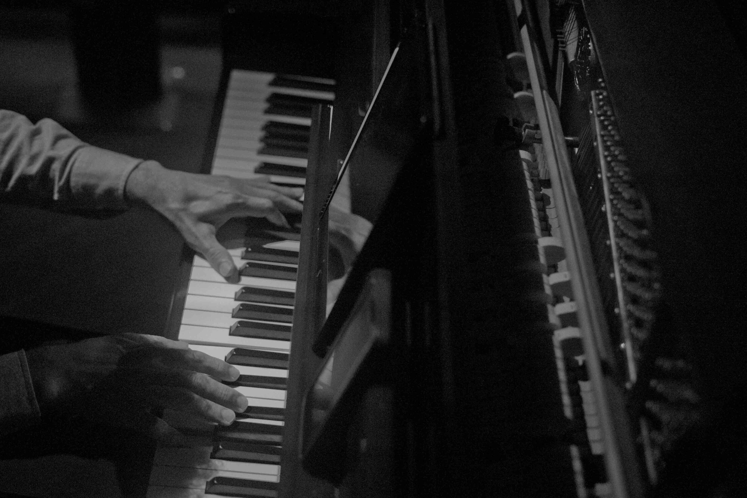 Coda entra no ritmo e faz da noite um pequeno ritual