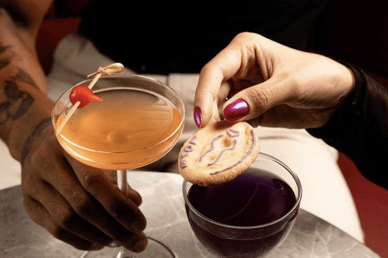 Love aquece a noite paulistana com carta de drinques renovada