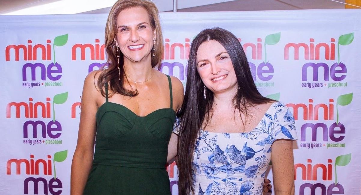 Amigas que brincavam de escolinha na infância hoje comandam escola bilíngue milionária no Rio