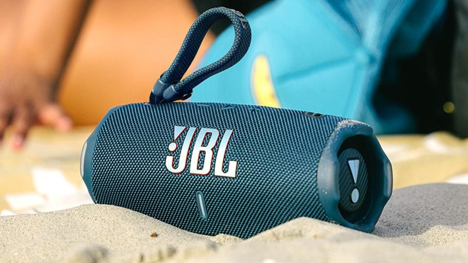 JBL comemora 80 anos com exposição internacional; entenda a origem da marca